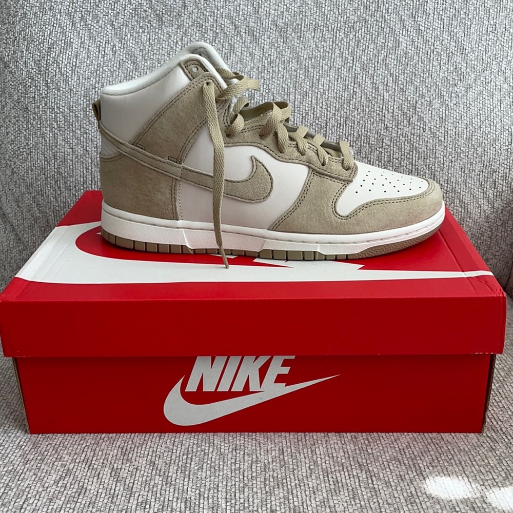 Nike Dunk High Retro Tan Suede NEW